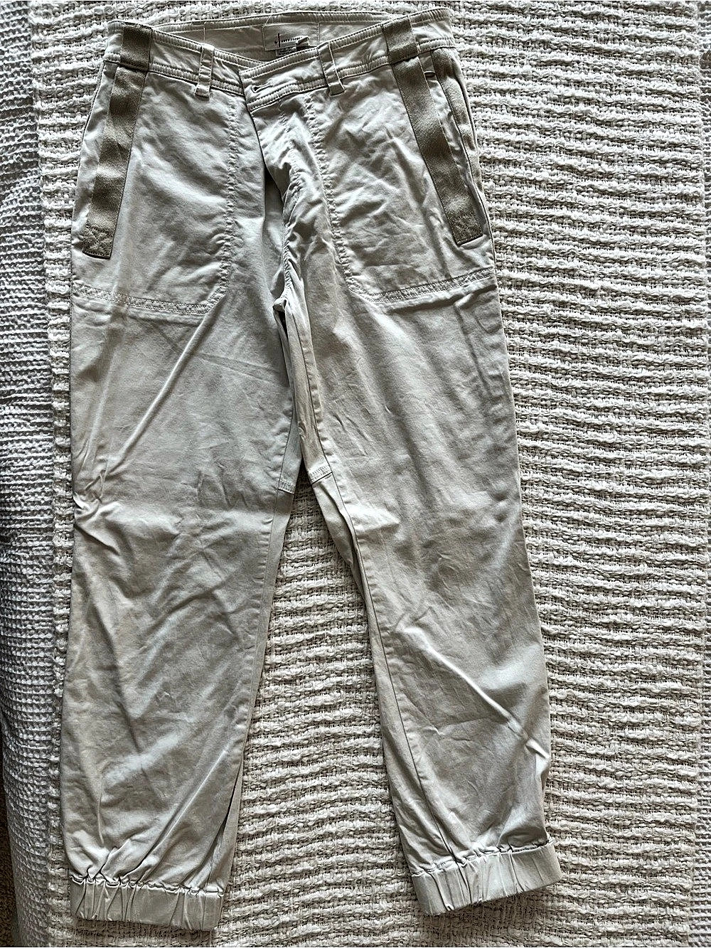 Anthropologie Cargo Jogger Pants in White Size 4